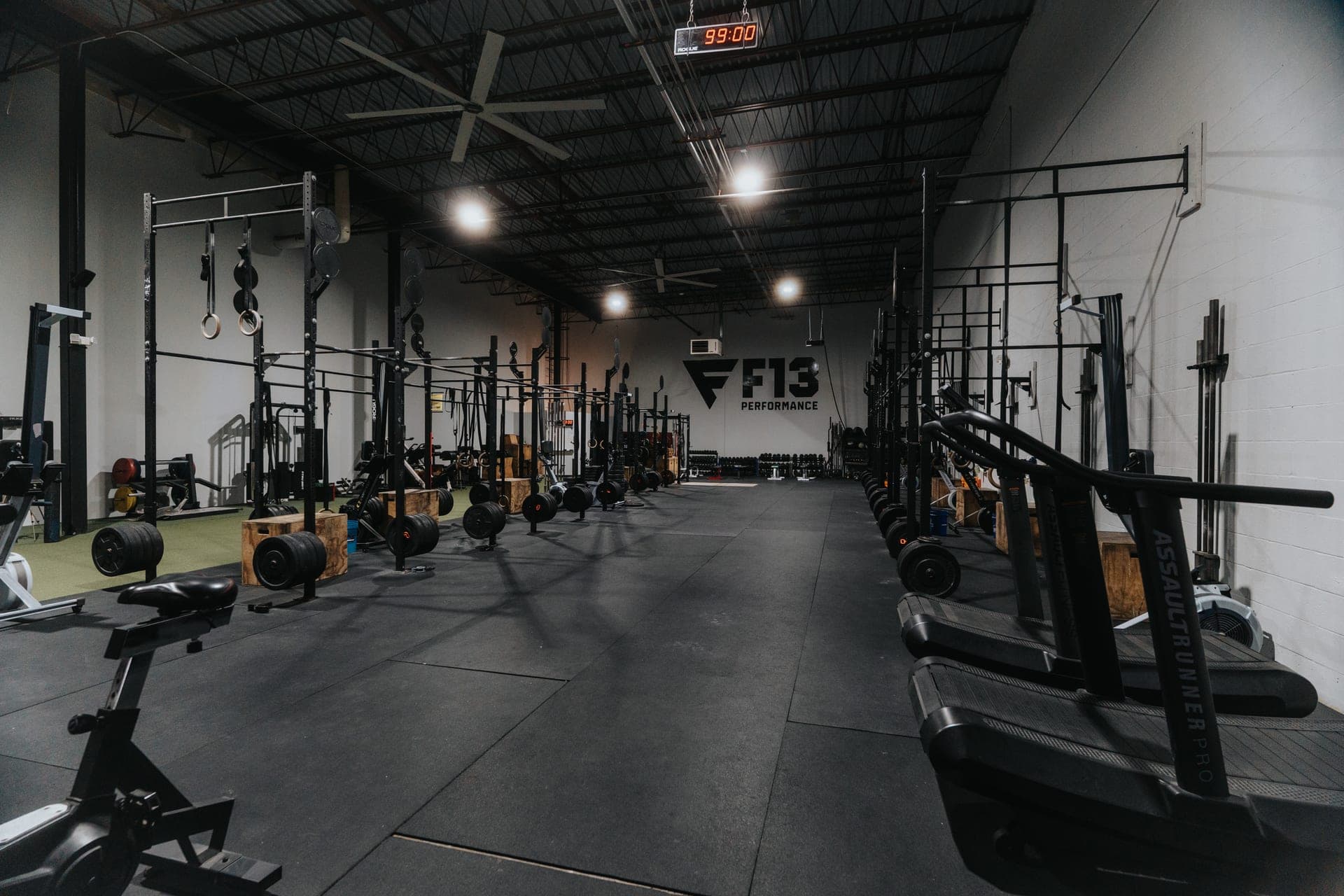 The F13 Performance training space in Allentown PA, racks, rowers and an Assault runner